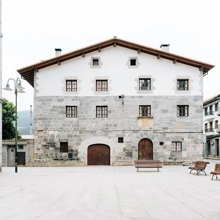 Vivienda Turistica Arangiz Etxea Apartment Aulestia
